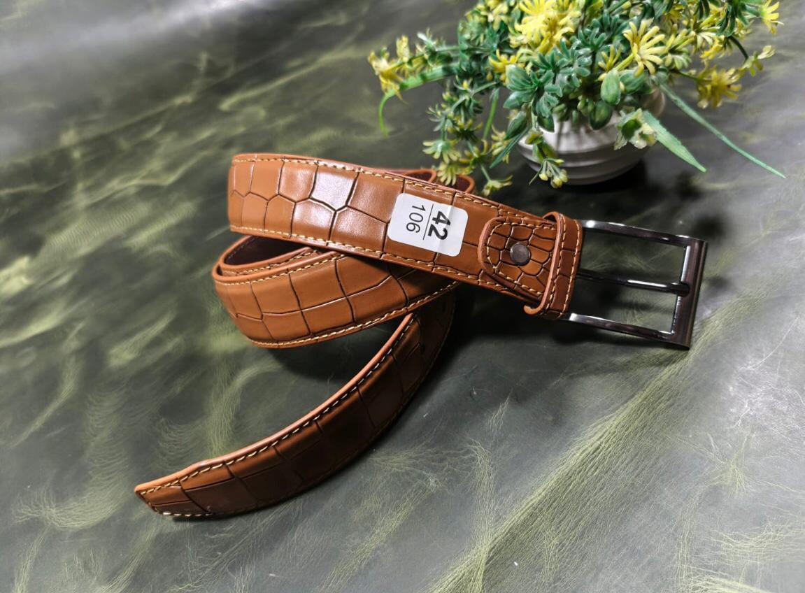 Crocodile-Pattern Pin-Buckle Belt - view 3